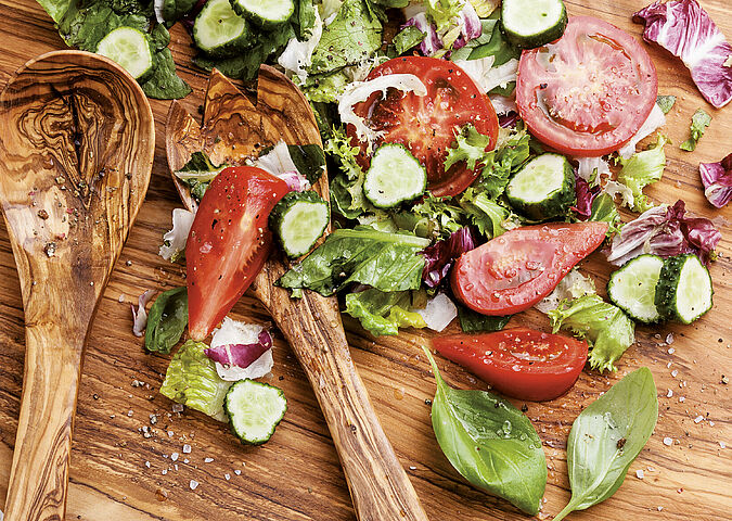 Chopping boards are food contact materials made of wood